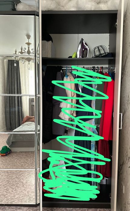 Продам шкаф хороший