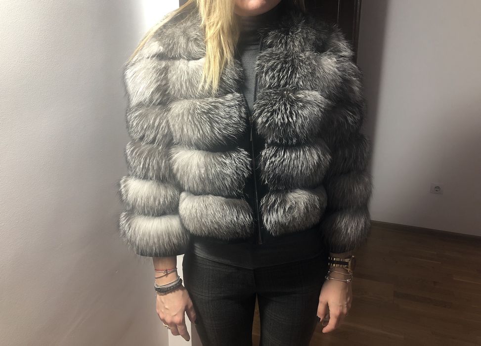 Haina din blana naturala de vulpe