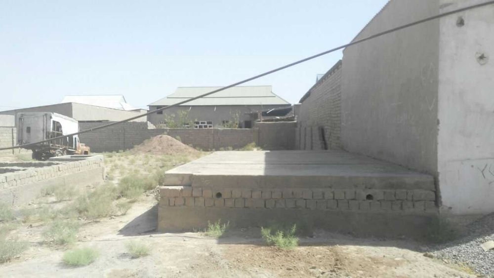 Қурилиши тугалланмаган ер учаска сотилади