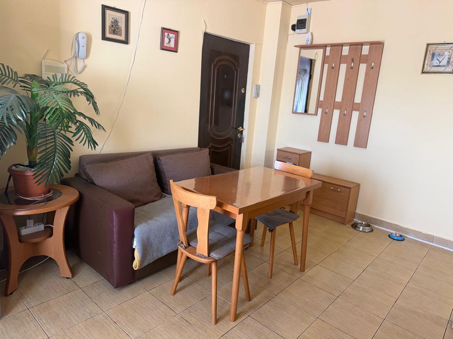 Apartament 2 camere decomandat Hateg