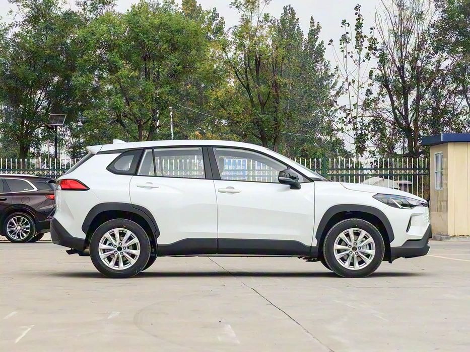 Toyota corolla cross hybrid 2026