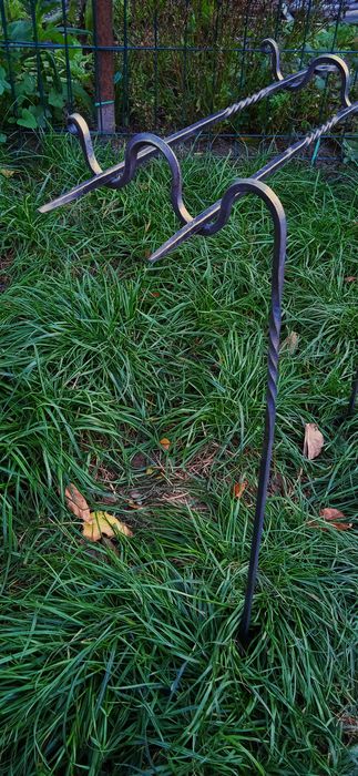 Set 2 frigarui lucrate manual la forja