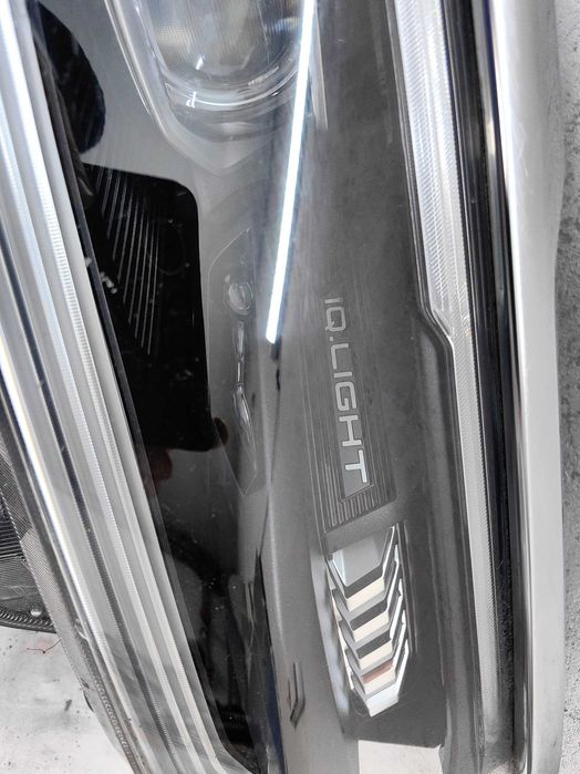 Оригинален фар Vw Amarok IQ.Light