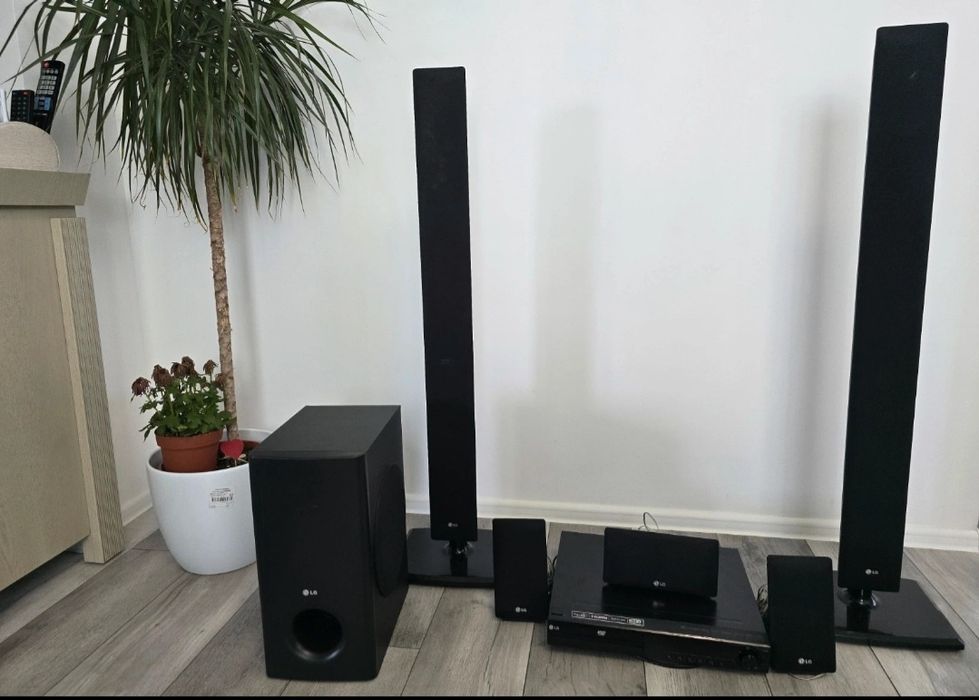 Sistem audio LG cu dvd player