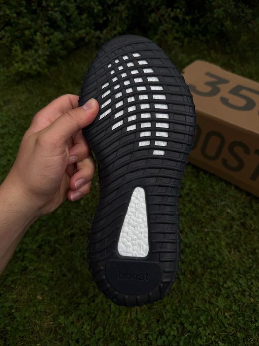 Adidasi Yeezy 350 / Yecheil Reflactive / Premium
