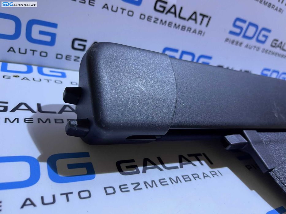 Rulou Polita Tavita Capac Portbagaj Toyota Avensis 3 2012 - 2018 [L3385]