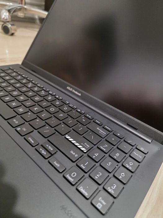 Laptop Asus Vivobook E1504FA