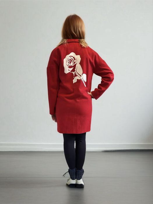 Стильное пальто демисезонное терракотовое с розой Concept Club