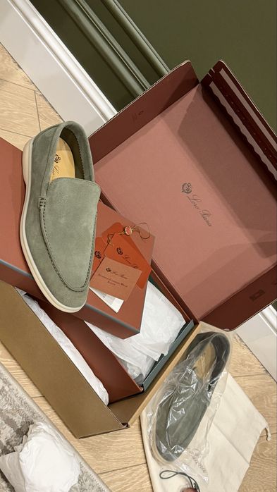 Loro piana summer walk