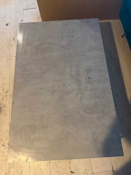Masuta de cafea industriala, blat gri, cadru metalic, 115x75,5 cm