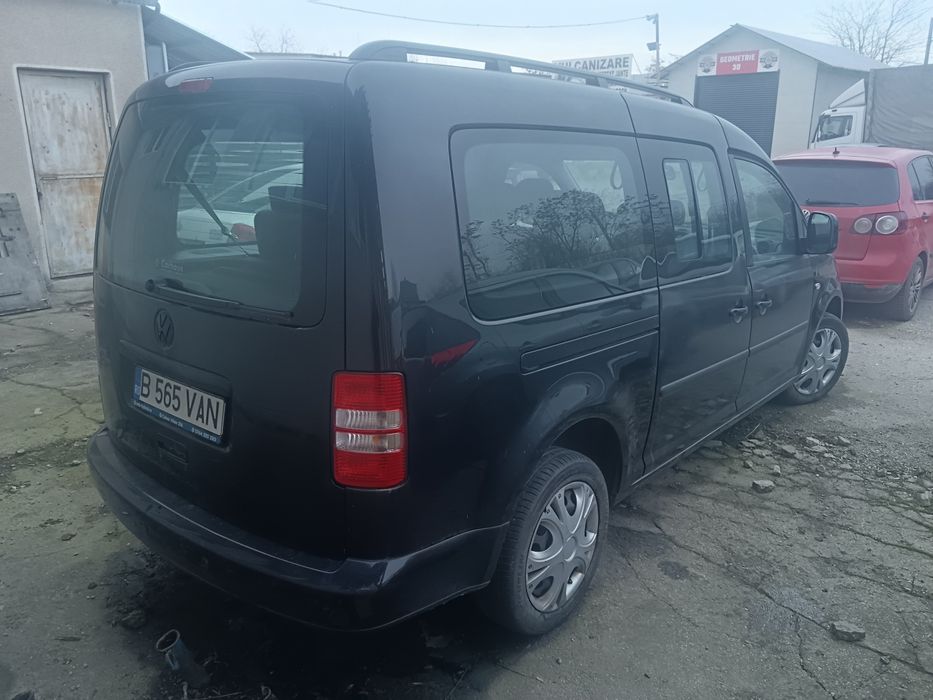 Avariat-Inundat Volkswagen Caddy Maxi Automat 7 locuri i