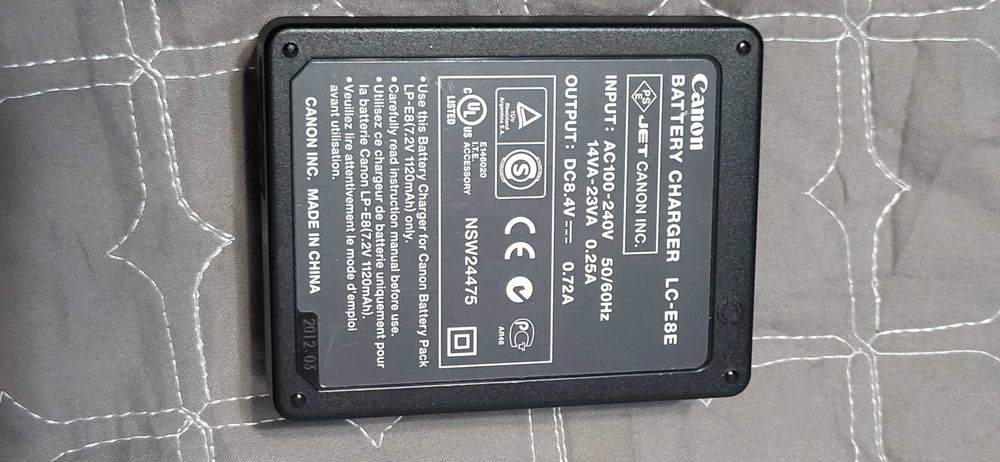 Canon LC-E8E - incarcator original pentru LP-E8