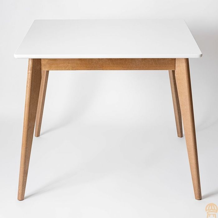 Кухонные столы обеденные