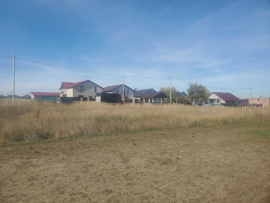 Teren intravilan Șendreni 3333 mp 40 €/mp Preț negociabil Investitie