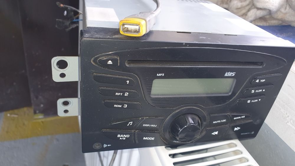 Магнитола  на шевроле ласетти