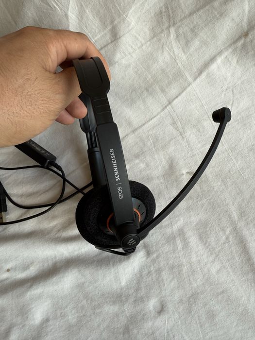 Casti Sennheizer microfon