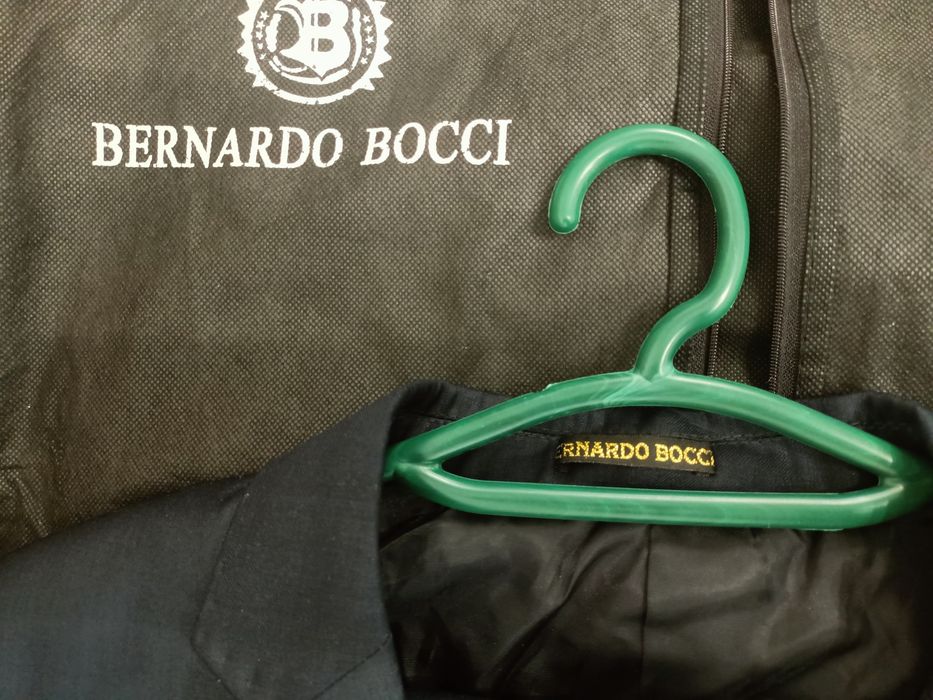 Продам мужской костюм