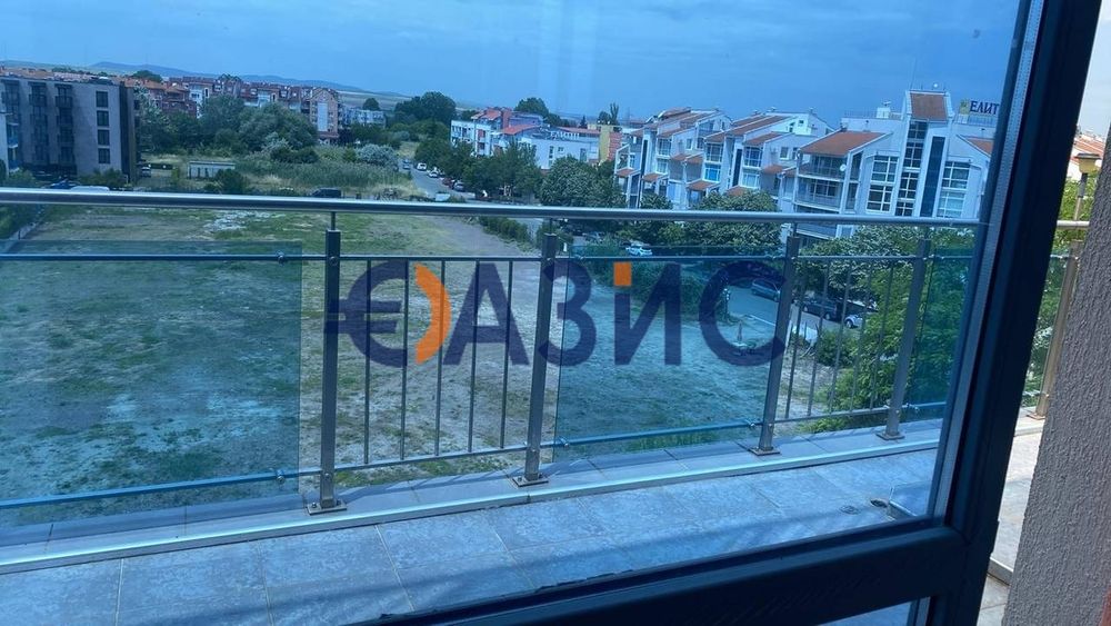 Продава се Двустаен апартамент в к.к. Слънчев бряг - 99 кв.м за 1144 €/кв.м - Снимка #6