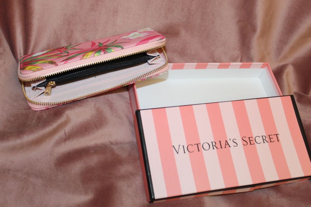 Кошелек Victoria's Secret