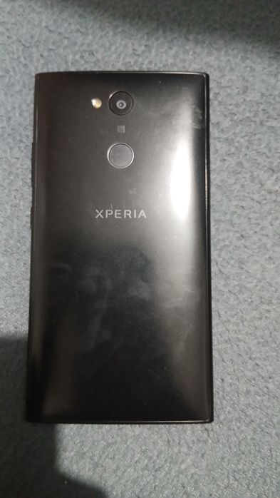 Vând urgent telefon Sony Xperia L2 (sau schimb cu telefoane vechi  de prin anii 2016 -2017)