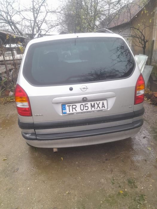 Opel Zafira 1.8 benzina