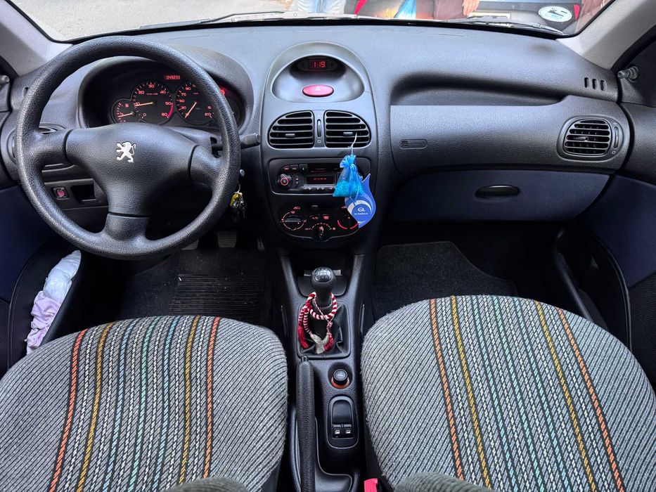 Peugeot 206 an 2000 - 1.9 diesel - 49233 km.