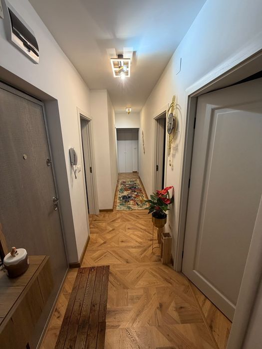 Apartament 4 camere