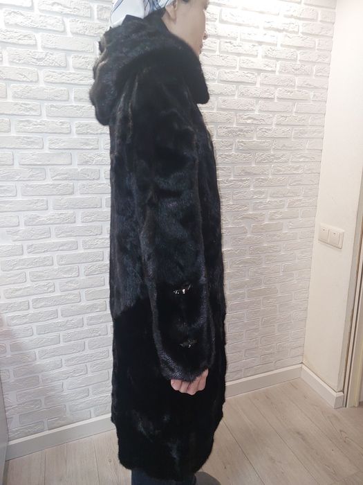 Срочно, срочно  Норковая шуба 2 раза одевала