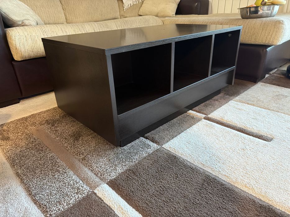 Правоъгълна холна маса