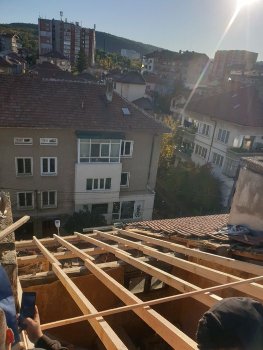 Ремонт на покриви,Хидроизолация,Тенекеджийски услуги,Навеси,Нови покри