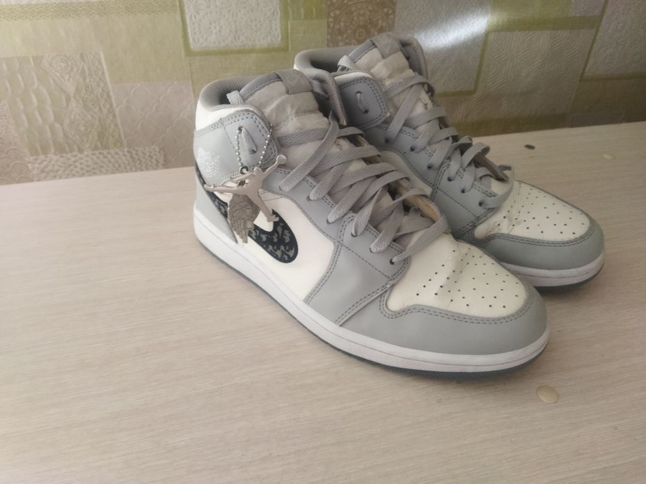 Jordan 1 high x Dior