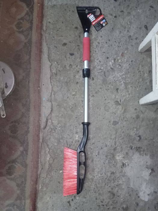 Щётка-скребок 88 см