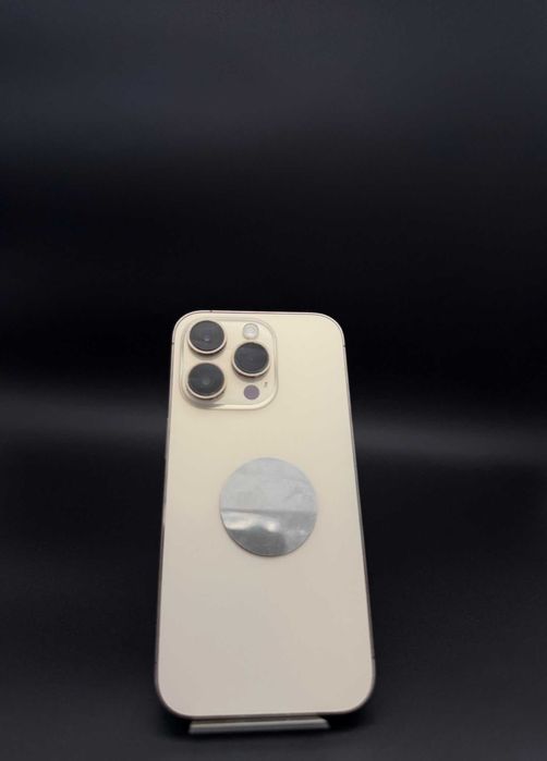 Dracula Amanet: iPhone 14 Pro, 128Gb/77%.