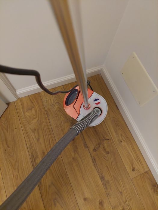 calcator Aparat de calcat vertical cu abur SteamOne Minilys, 1900 W