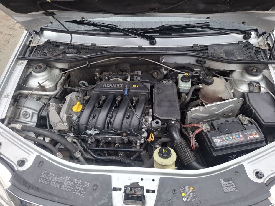 Dacia Logan MCV 1.6 8v  modelul cu AC