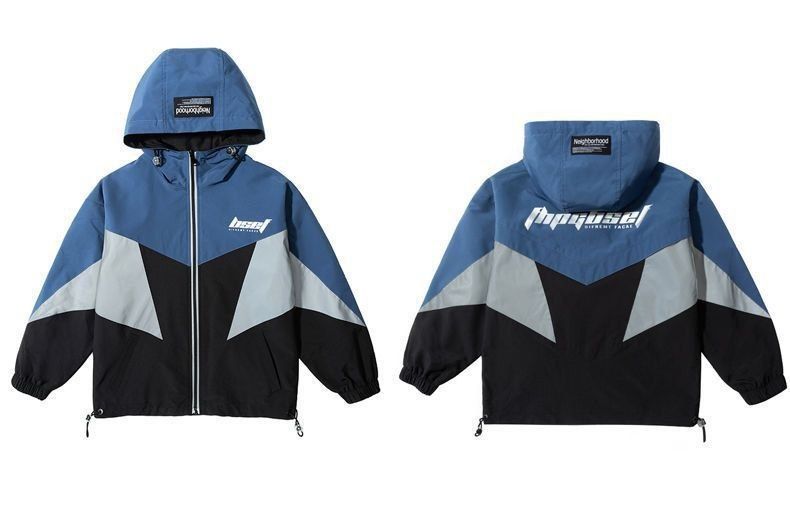 Spartivka sotiladi xitoy tavar.«Продаются кроссовки. Товар из Китая.»