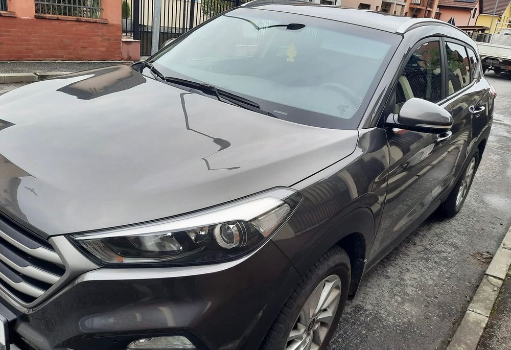 Vând Hyundai Tucson 1,6T-GDI,4X4(automată),2018