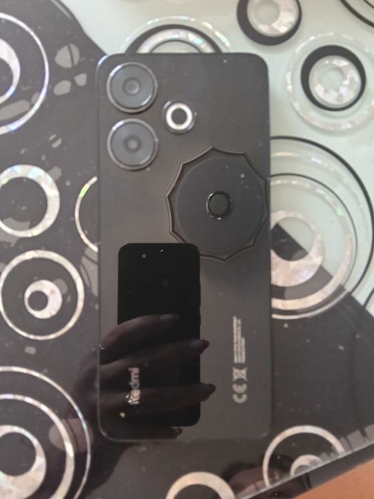 Телефон Redmi 13