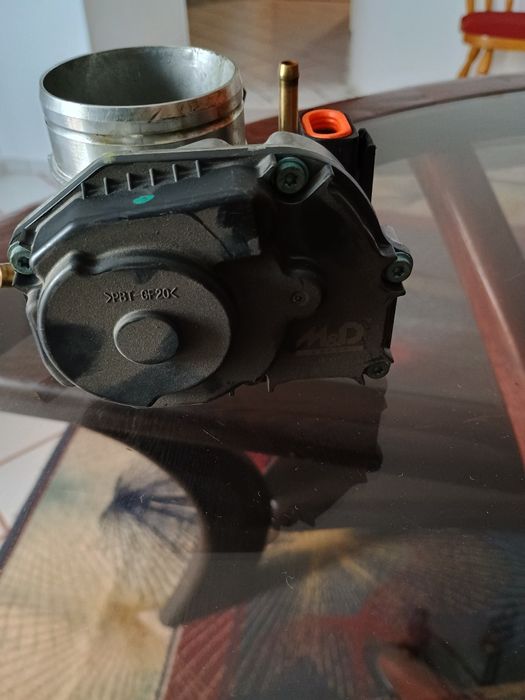 Дроселна клапа Ауди Голф Сеат бензин