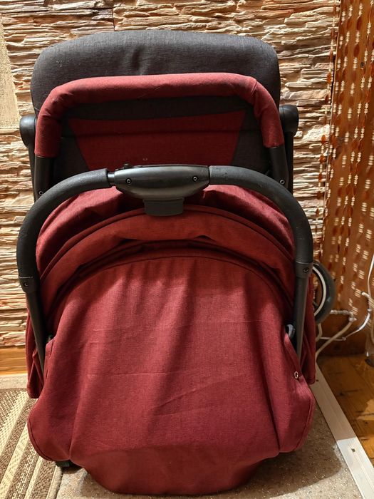 Продам коляску kinderkraft