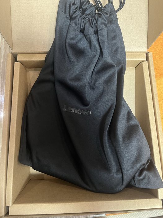 Безжични слушалки Lenovo