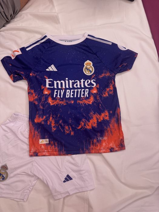 Compleu Vini Jr copii Real Madrid
