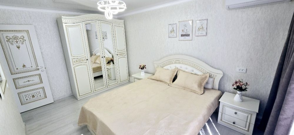 3ком Арбат посуточно. Площадь Аль-Фараби 2