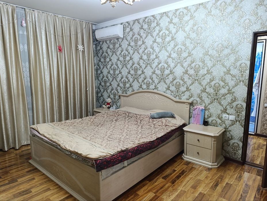 Айбек, ул. Афросиаб 45м2, мебель + техника