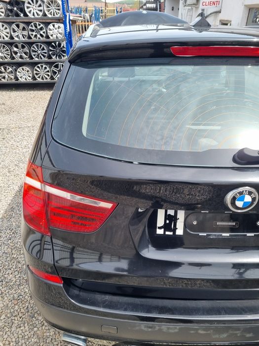 Haion Cu Luneta BMW X3 F25 - SUV 4 Usi Glanzschwarz 668 (1508)