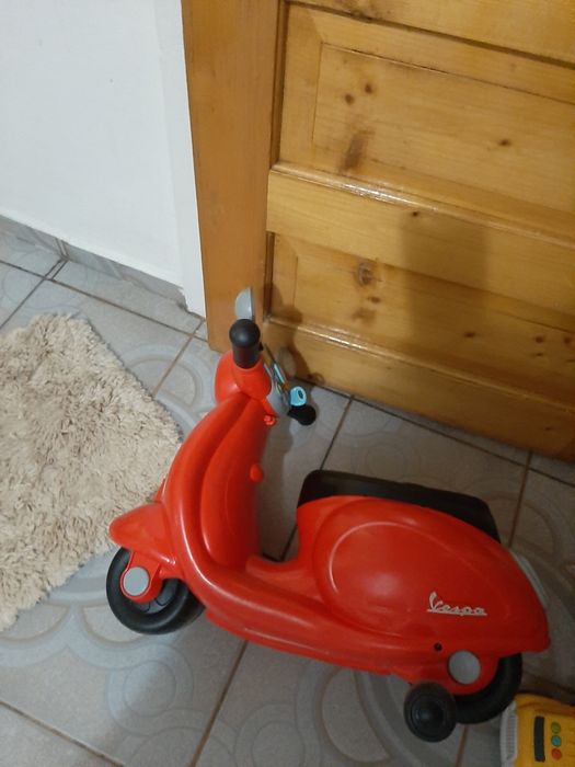 Motor  chicco de copii