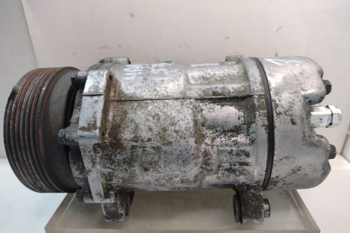 Compresor Clima AC 1.9 tdi 7M0820803P Ford Galaxy prima generatie ser