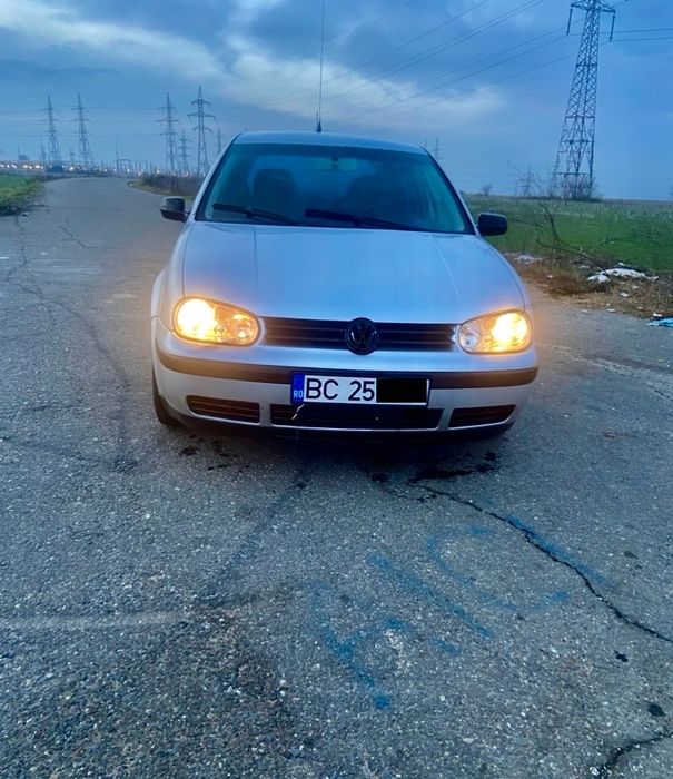 Vând golf 4 1.4 benzina