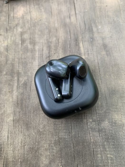 Galaxy buds 4 stare perfecta de functionare