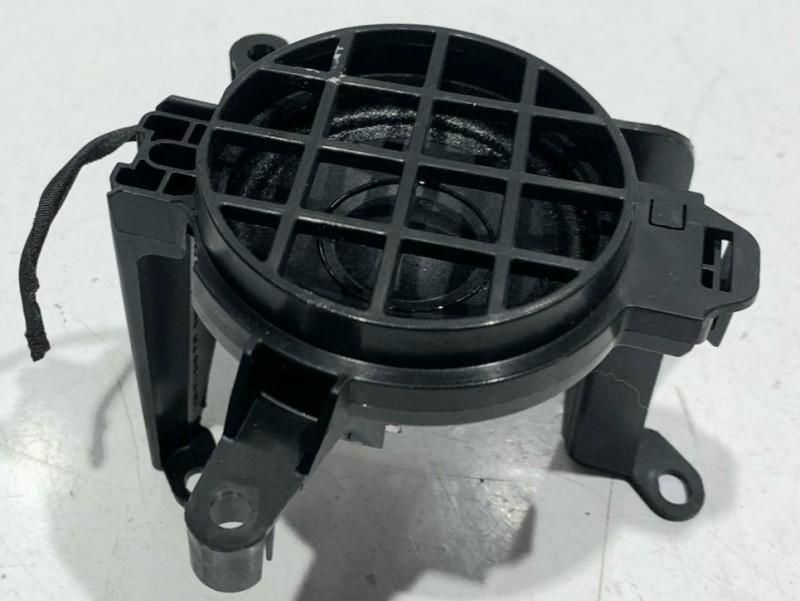 Boxa auto plansa bord Volkswagen Polo VI facelift AW 4M0035454C Hatchb